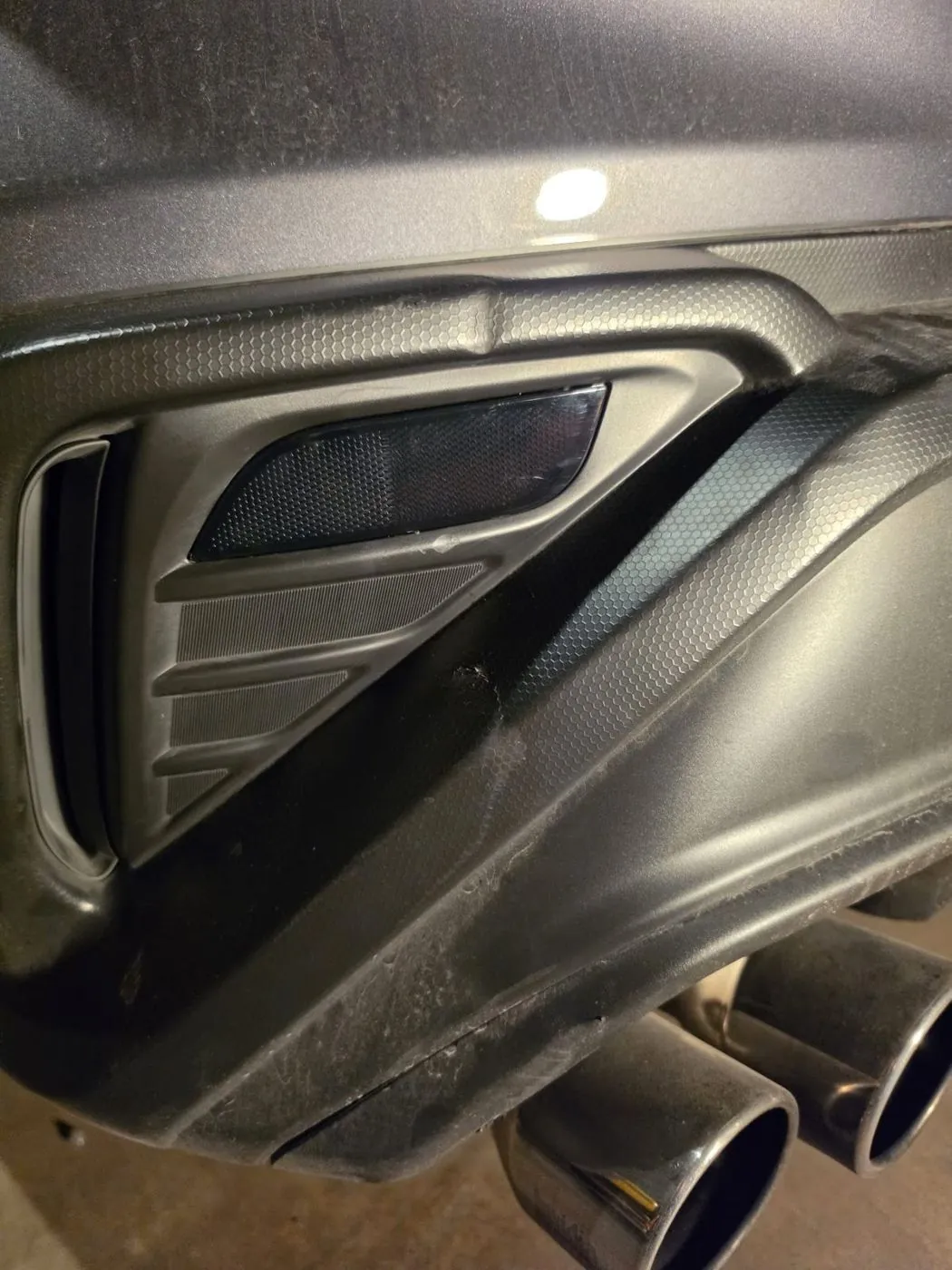 Fender vent and quad tips