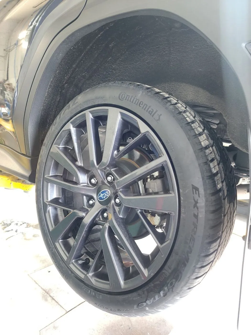 Wheel close up on the lift